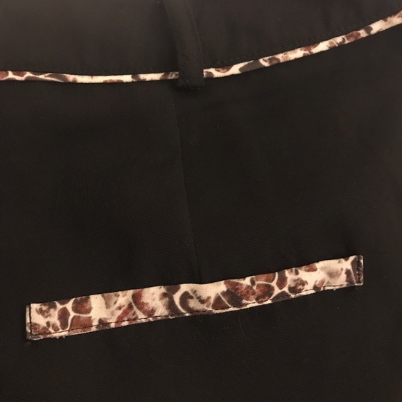 Black Bermuda shorts - Picture 3 of 8